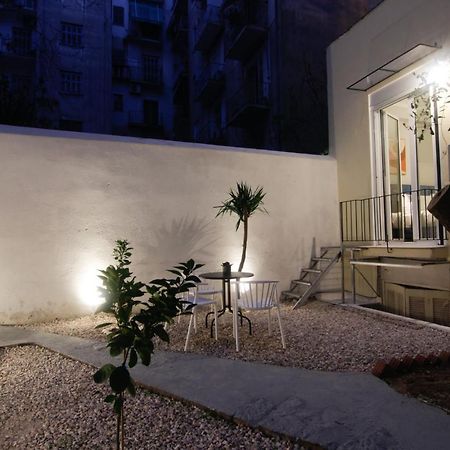 Patio Apartment Near Metro & Acropolis Athens Luaran gambar